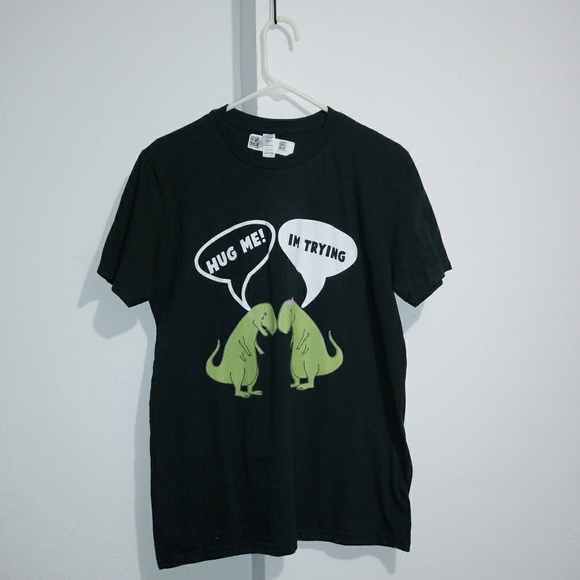 Graphics T shirt
Size M - Picture 2 of 6